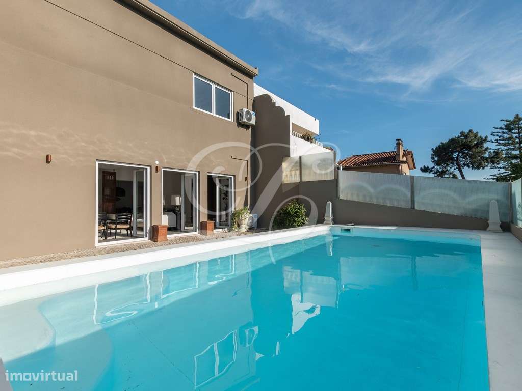 Moradia T5 c/ Piscina e Zona Lounge | Estoril-42