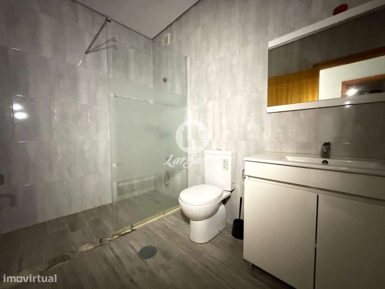 Moradia T2+T2  Remodelada em Azurara, Vila do Conde-10