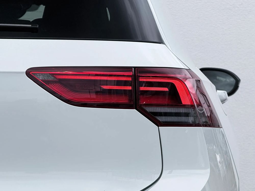 Volkswagen Golf 2.0 TSI Opf DSG GTI 245 KM — zdjęcie 5