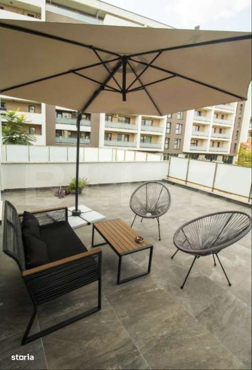 Apartament lux cu parcare, zona centrala - Imagine principală: 5/8