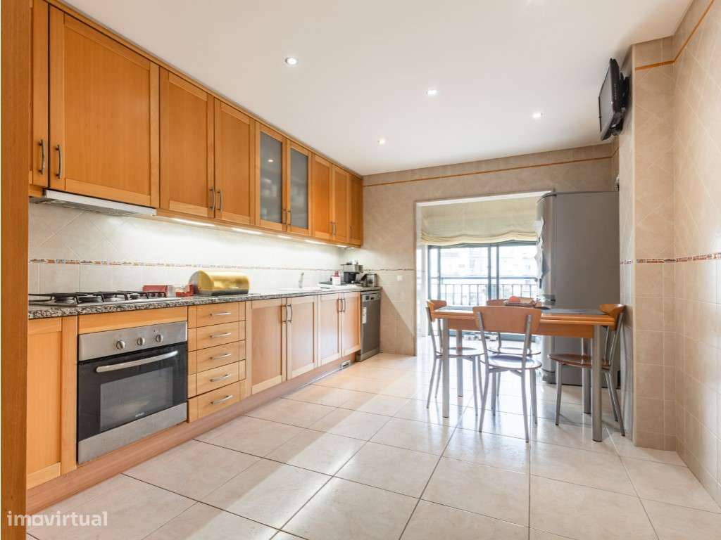 Venda apartamento T2 Figueira da Foz - Grande imagem: 2/17