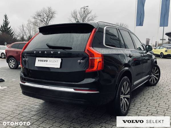 Volvo XC 90 - 8