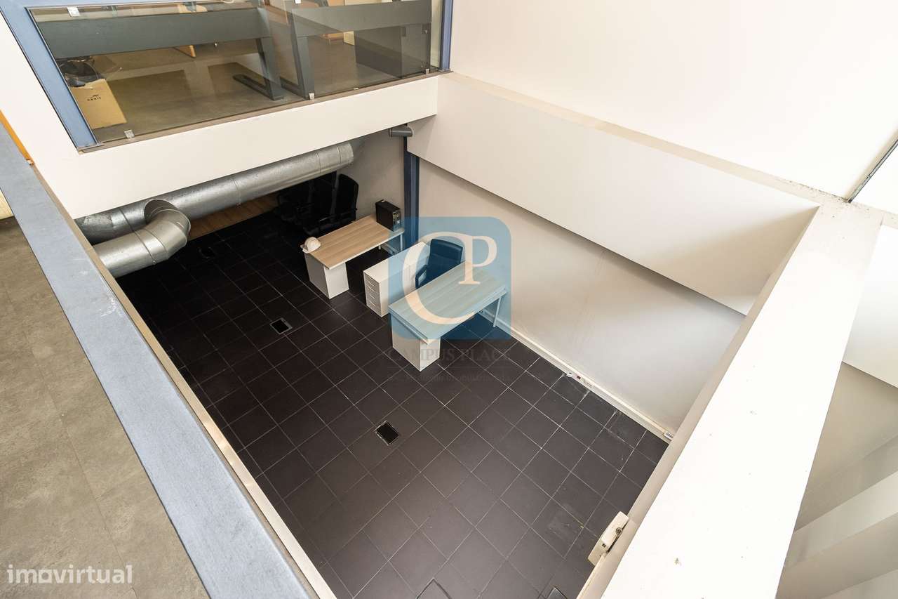 Escritório completamente equipado à Rotunda da Boavista - Grande imagem: 3/33