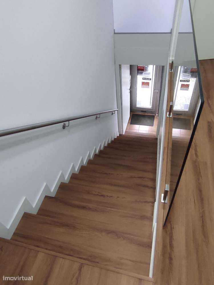 Escritórios e Salas para Arrendar em Braga - Grande imagem: 2/8