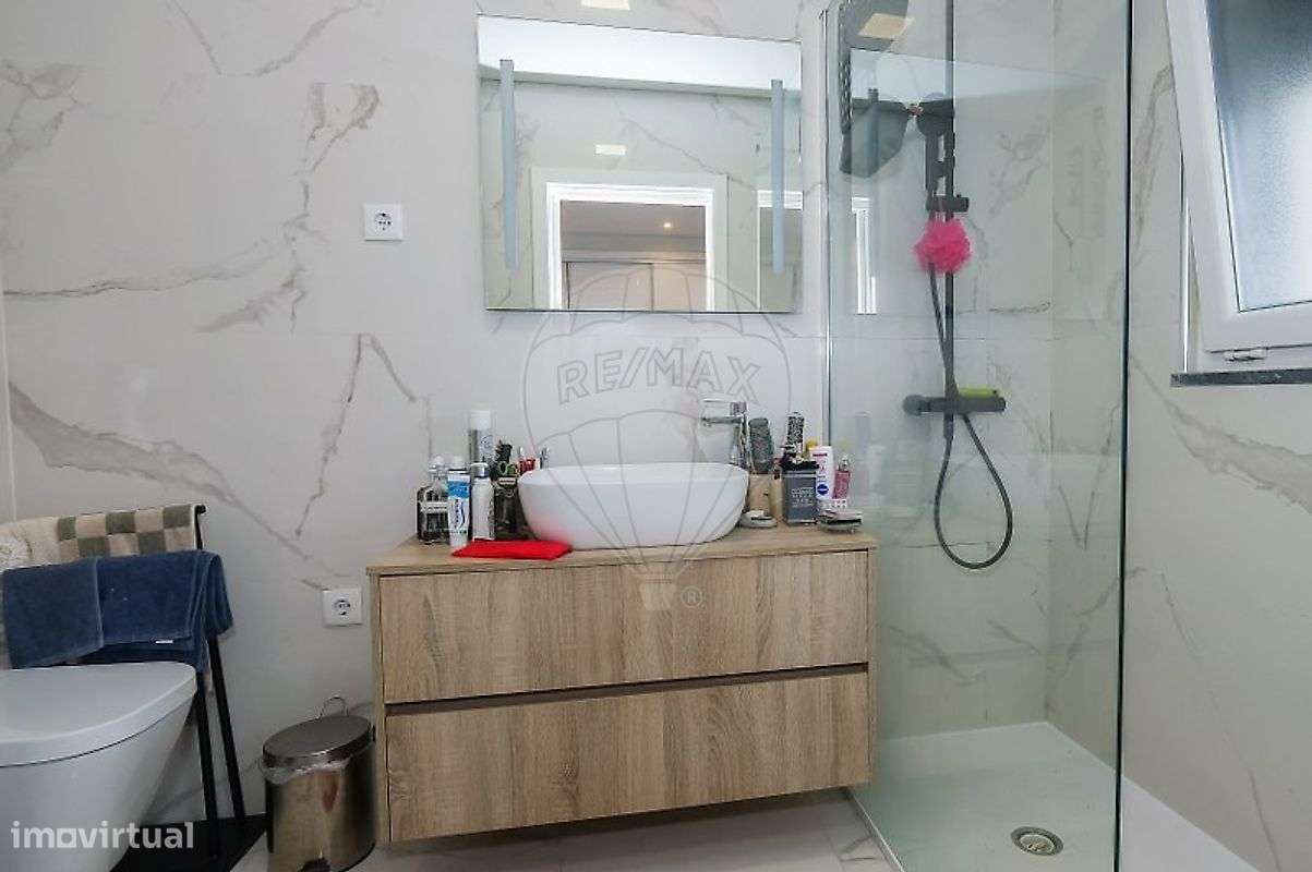 Moradia T4 para venda-17