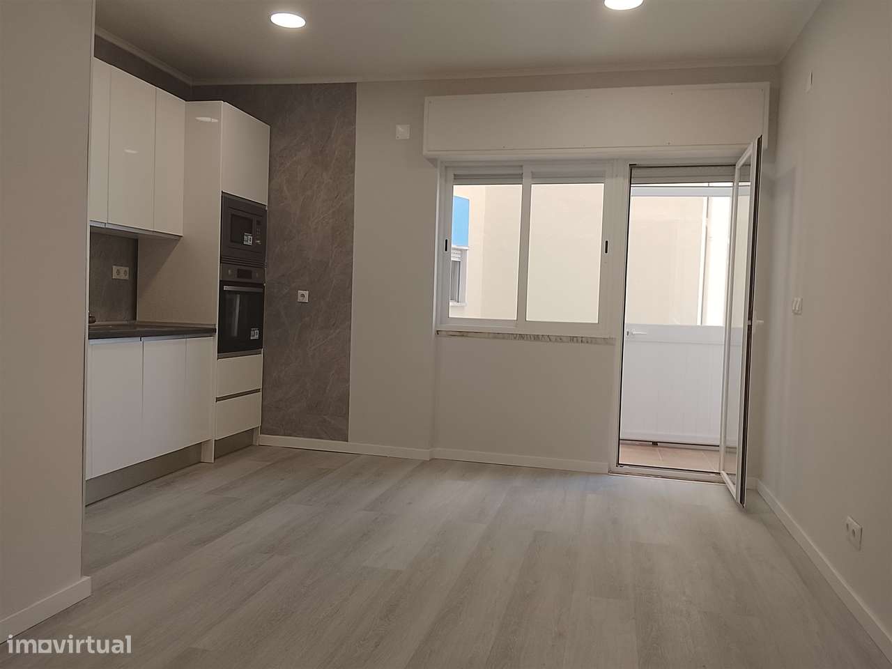 Apartamento T1 Venda em Venteira,Amadora-6
