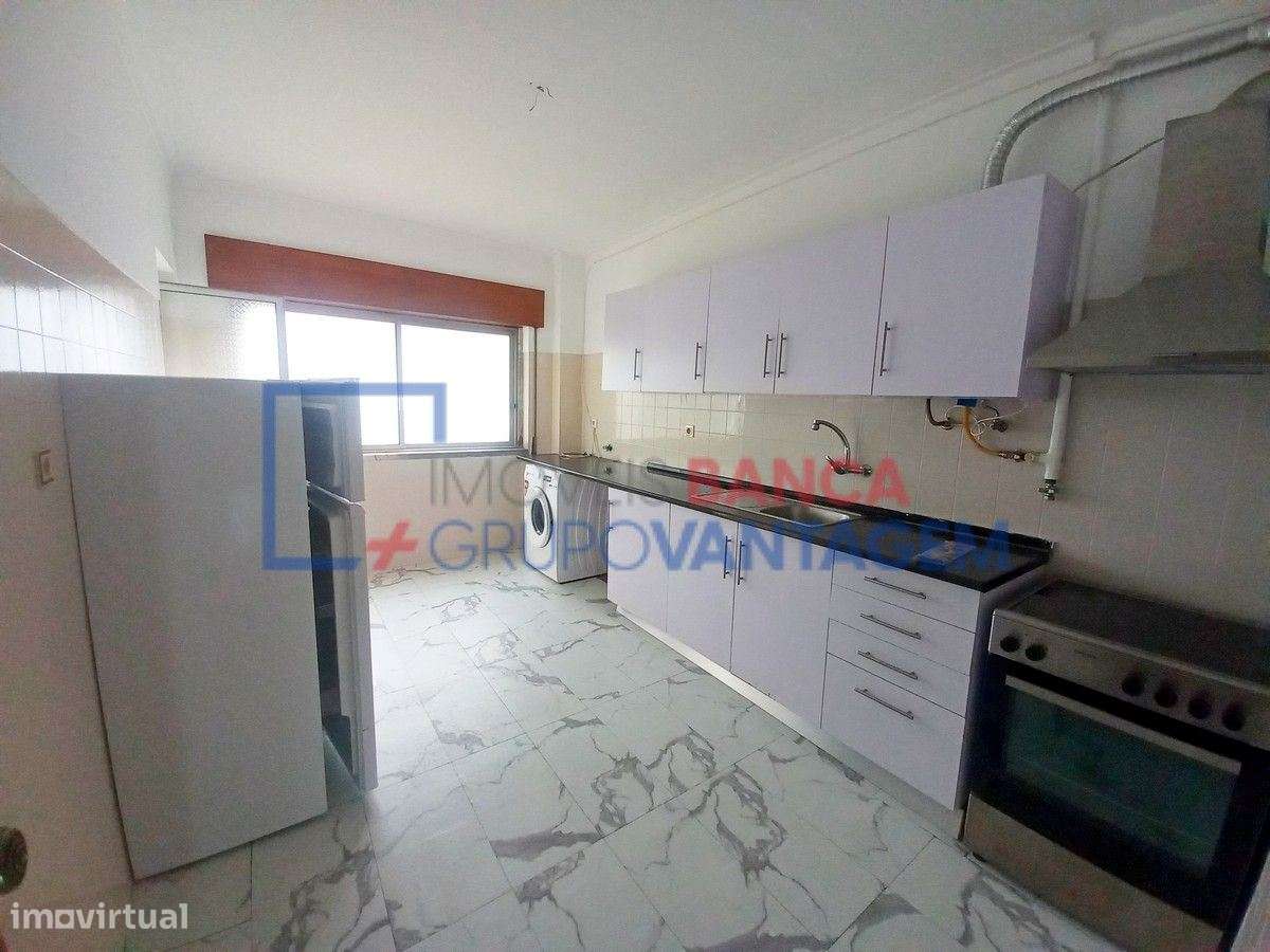 EXCELENTE APARTAMENTO T2 NA AMORA - Grande imagem: 2/30