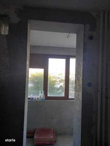 Vand apartament 2 camere decomandat - Imagine principală: 4/8