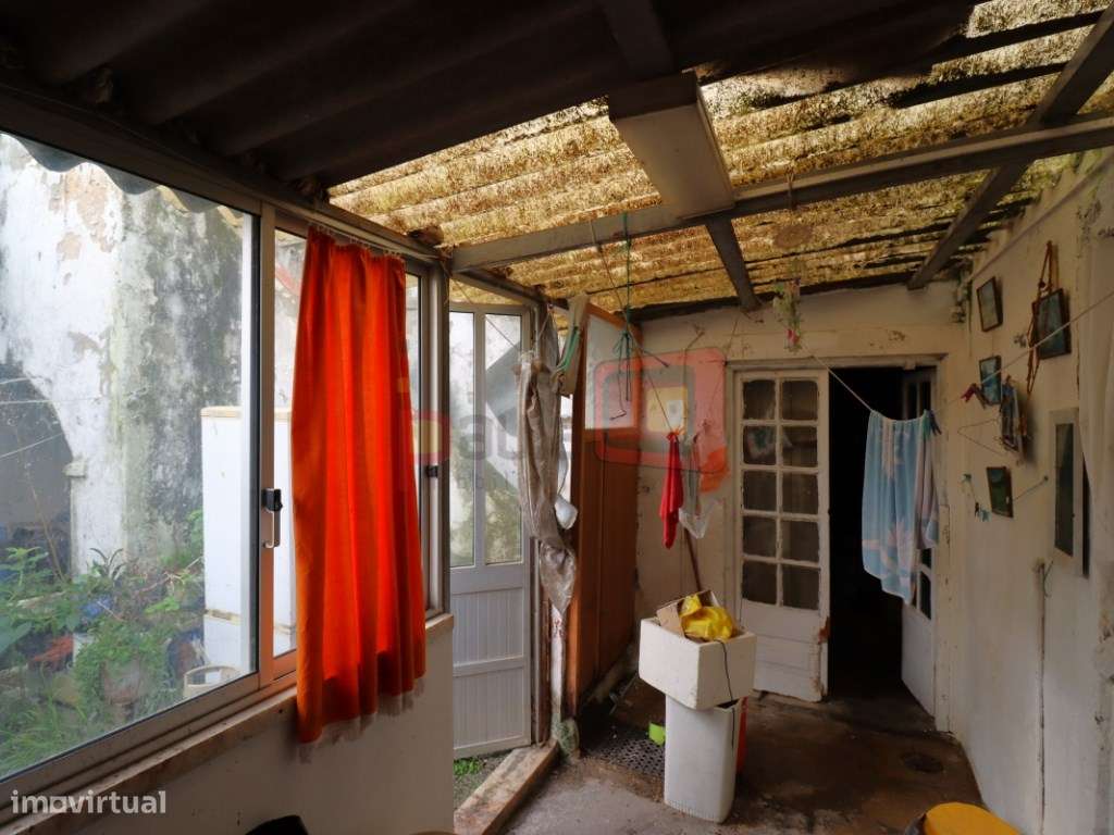 CASA ANTIGA PARA RECUPERAR - MONTIJO CENTRO - Grande imagem: 4/14