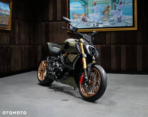 Ducati Diavel - 2