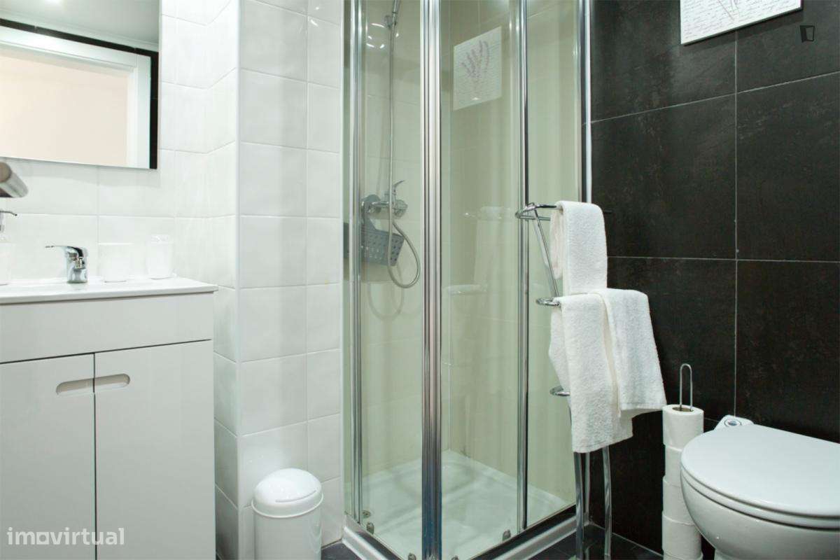 Quarto - localizado em Chelas Lisbon - Grande imagem: 4/9