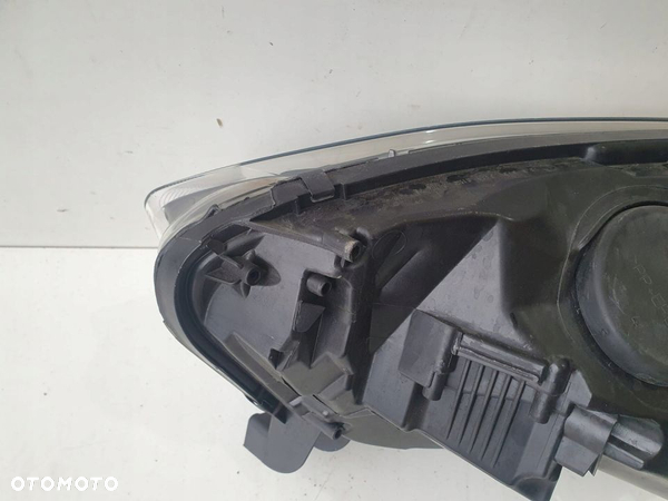 RENAULT CAPTUR LAMPA PRAWA PRZÓD 260105066R - 6