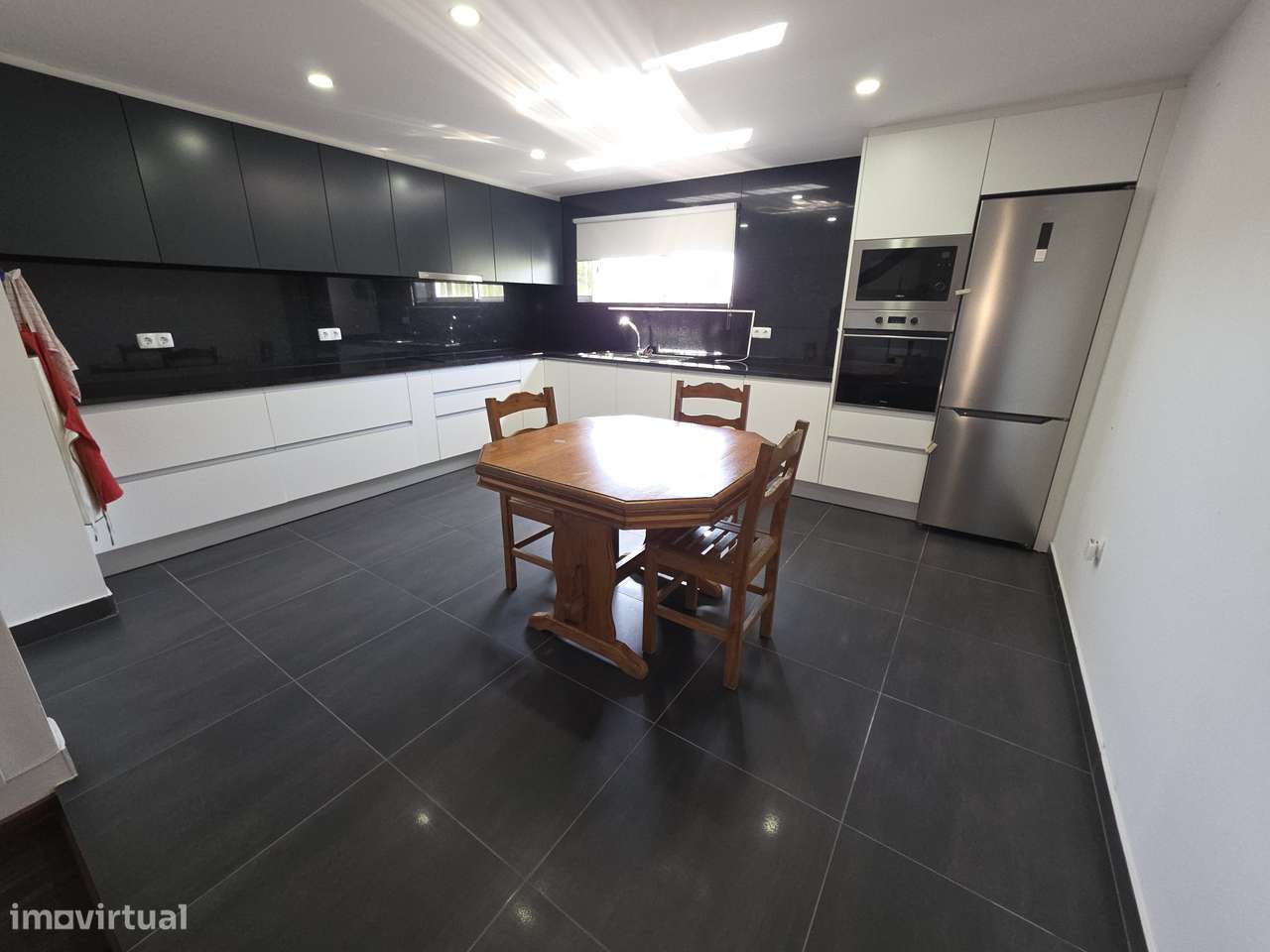 Fantástico Moradia T3 Independente em Lourosa-2