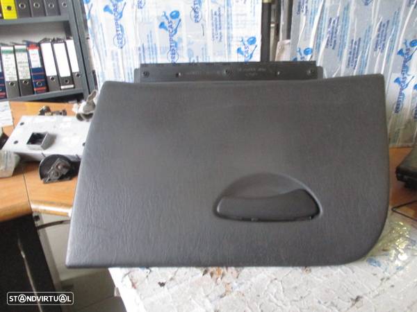 Porta Luvas 98ABA06050AH FORD FOCUS SW 2000 PRETO - 1