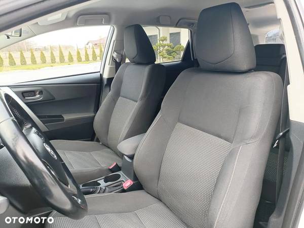 Toyota Auris 1.8 VVT-i Hybrid Automatik Comfort - 26