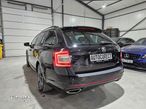 Skoda Octavia Combi 2.0 TDI DSG RS - 3