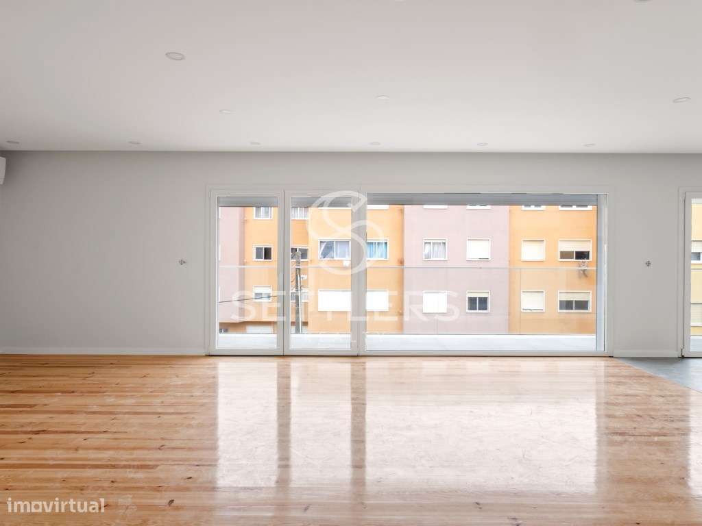 Apartamento T3+2 - S. João do Estoril - Grande imagem: 4/18