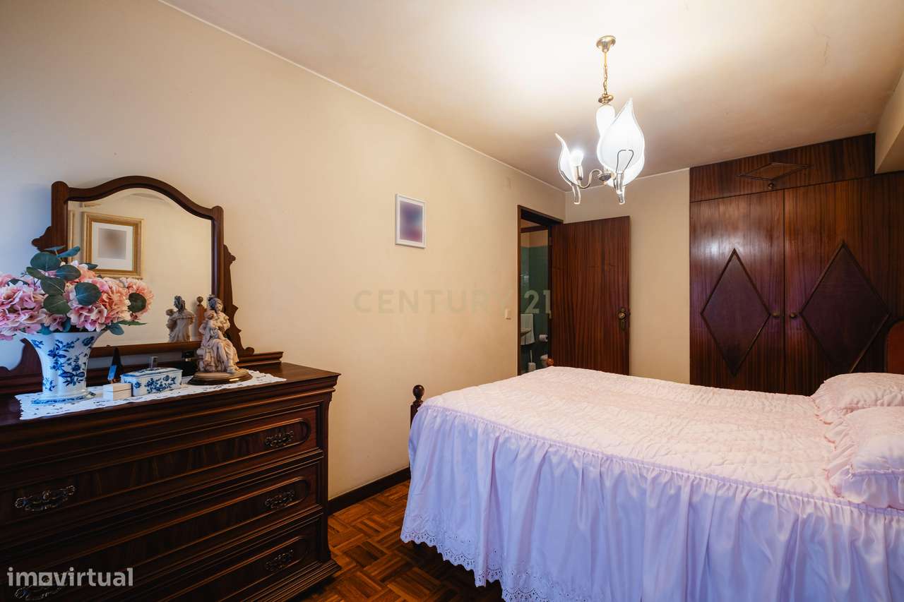 Apartamento T3 para Recuperação na Senhora da Hora, Matosinhos-24