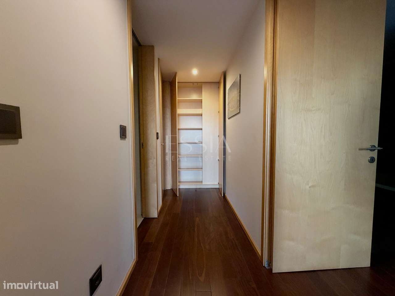 Apartamento T2 com Varanda nas Antas-18