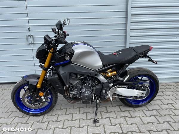 Yamaha MT - 8