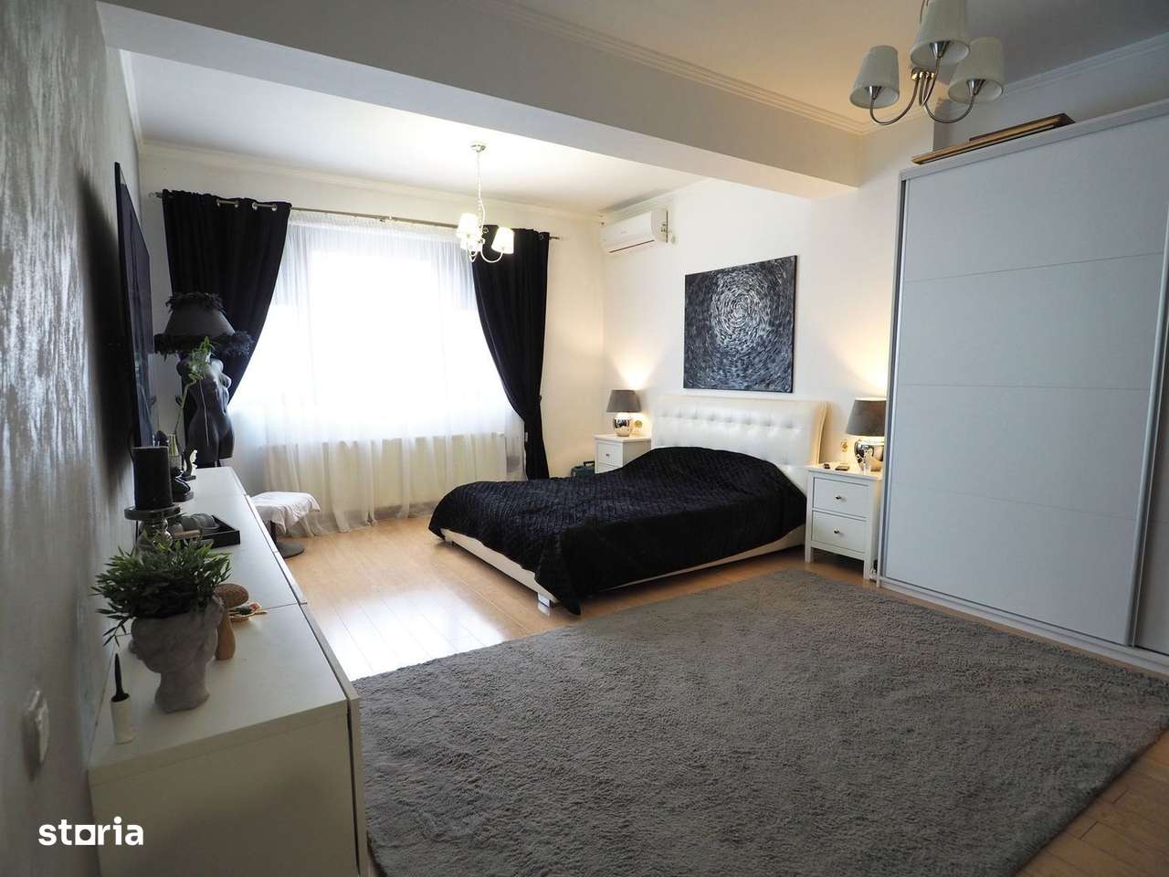 Vanzare 2 camere partial mobilat-1 mai-Victoriei-2