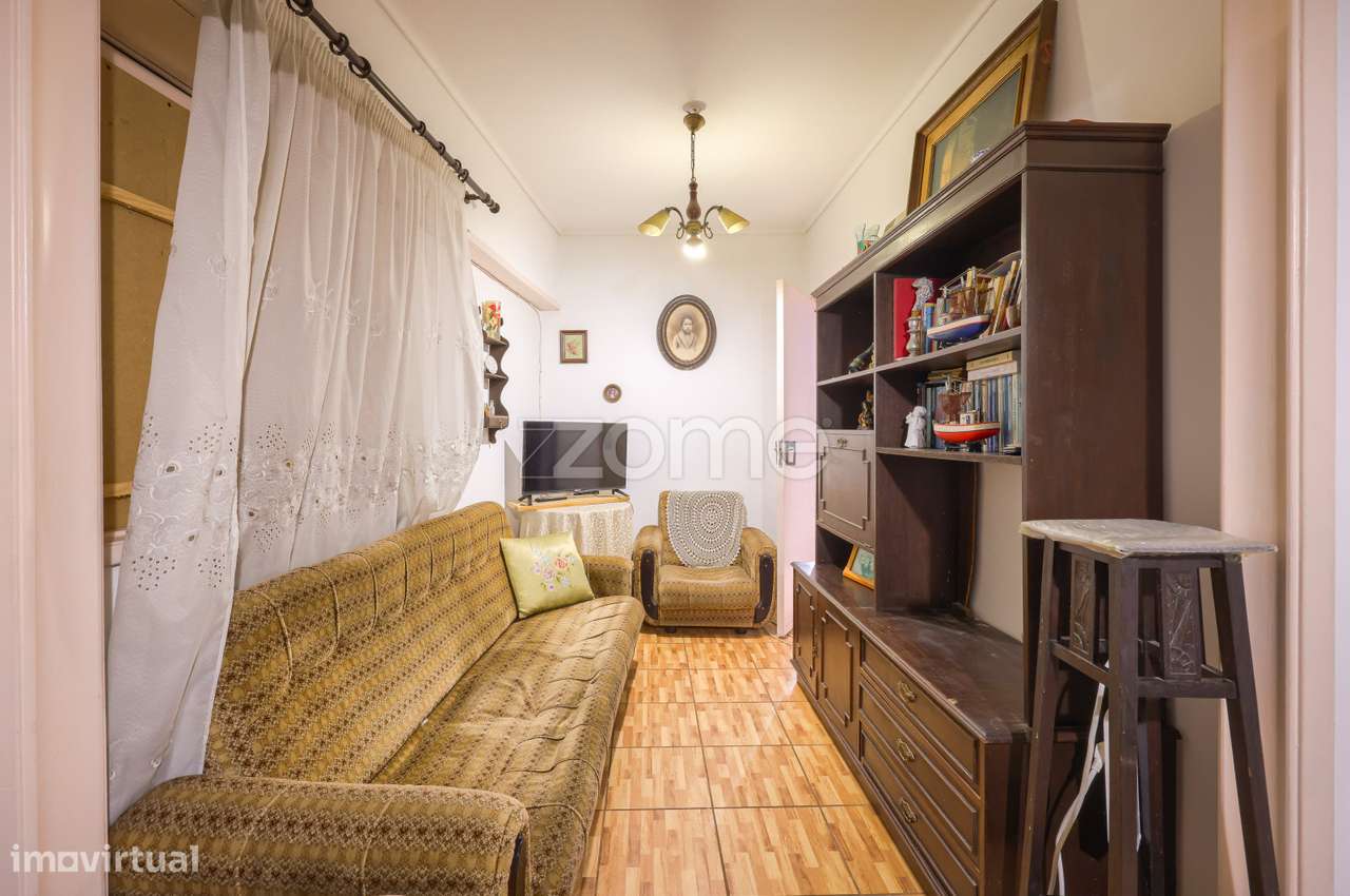 Moradia T3 com quintal, lugar de garagem e poço_Zona da Beira Mar - Grande imagem: 3/37