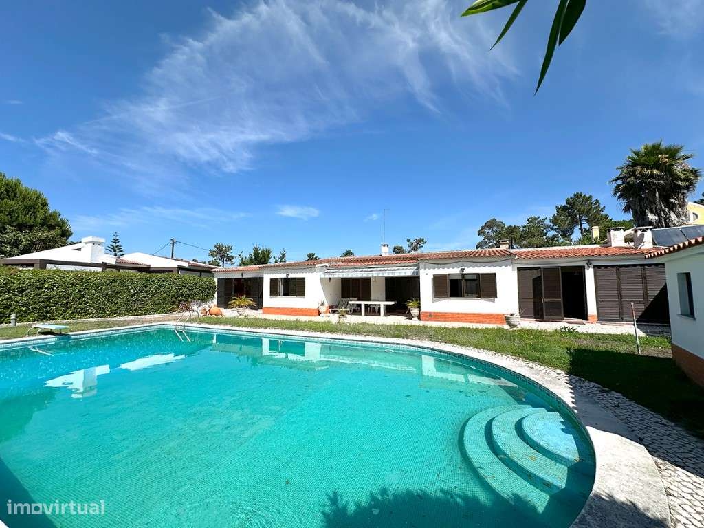 Moradia T10 com Piscina e Campo de Jogos na Verdizela - Dois Imóvei... - Grande imagem: 3/51