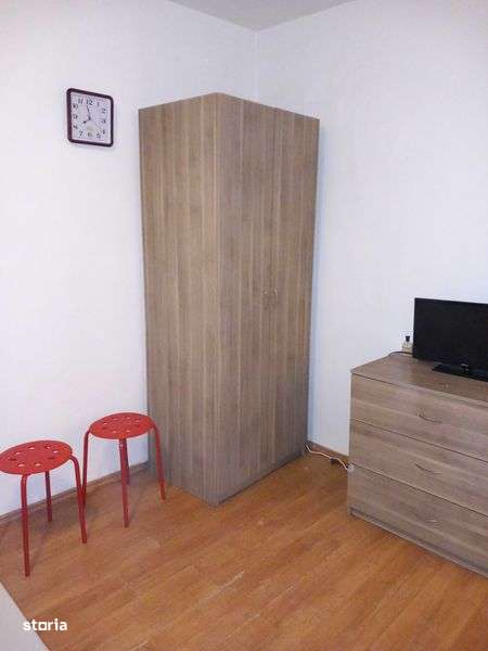 Garsoniera mobilata etajul 3 Bariera Calarasilor - Braila - Imagine principală: 1/7