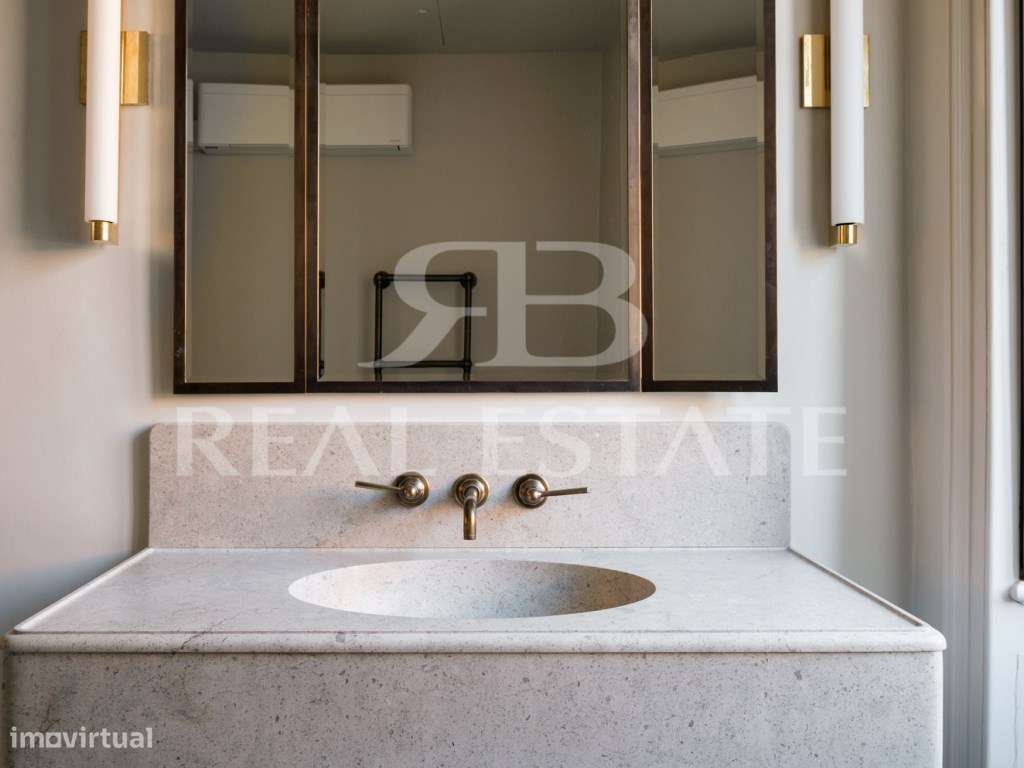 Fabuloso T3+2 com TERRAÇO + VISTA no PRINCIPE REAL - coração de Lisboa-17