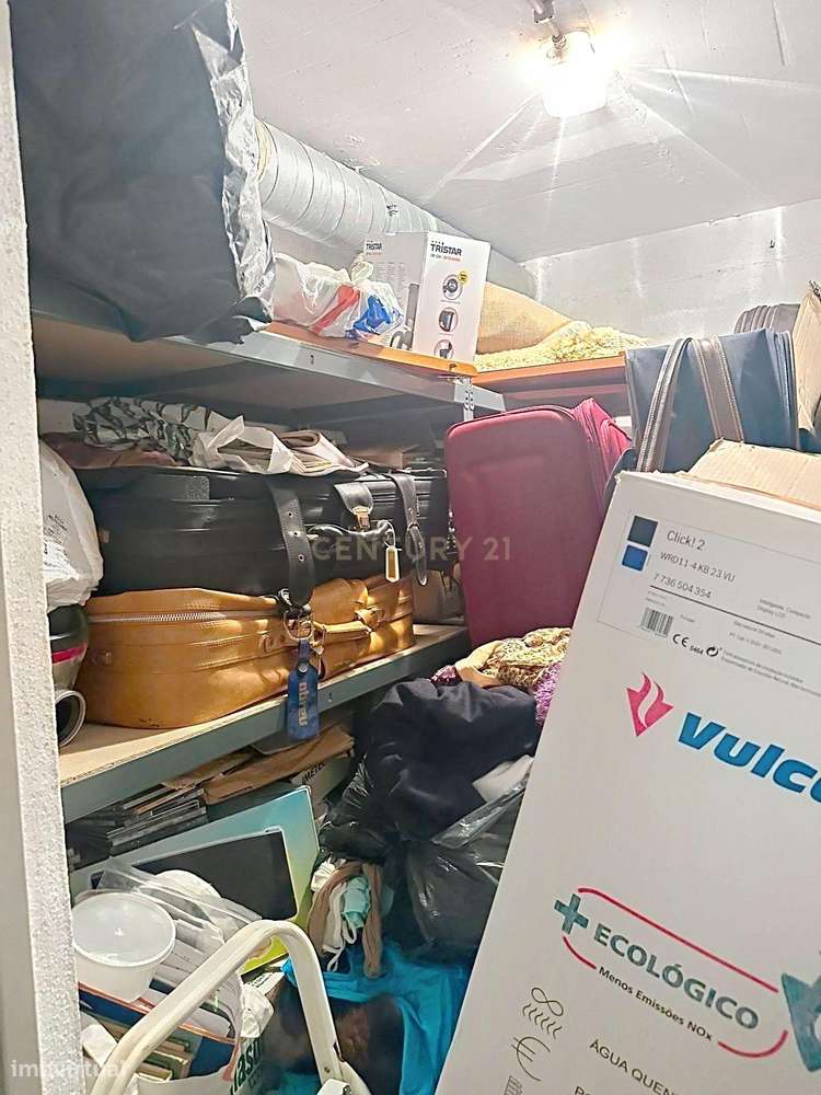 Apartamento T2 com Vista Panorâmica em Beato, com vigilância no condôm-18