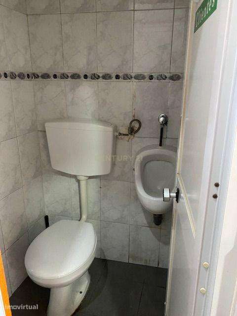 Prédio com restaurante em funcionamento em Cacilhas – 160 m² junto ao - Grande imagem: 5/19