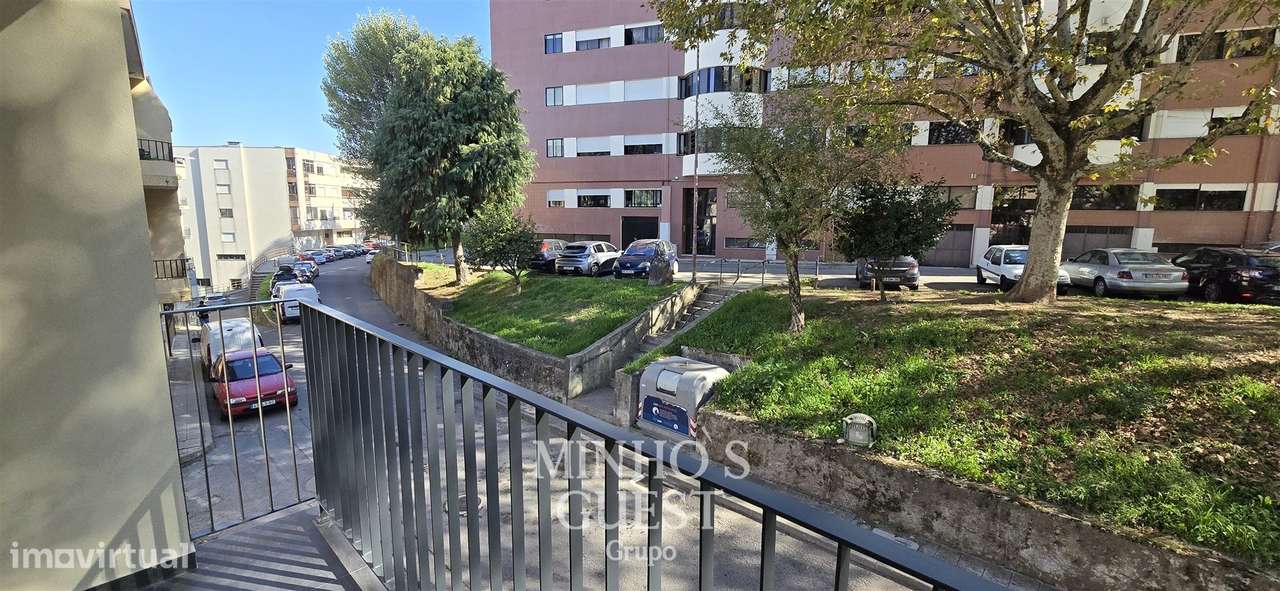 Apartamento T3 Novo c/ garagem no centro de Braga - Braga-14