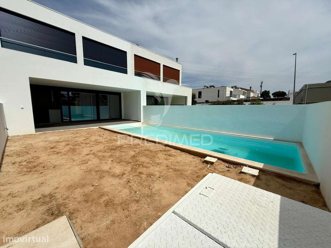 Moradia T3 com acabamentos de Luxo e Piscina - Quinta da Amizade, S... - Grande imagem: 2/40