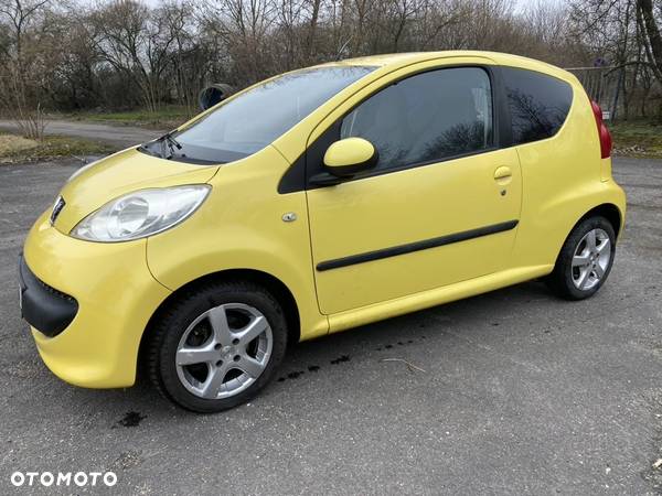 Peugeot 107 1.0 Trendy - 14