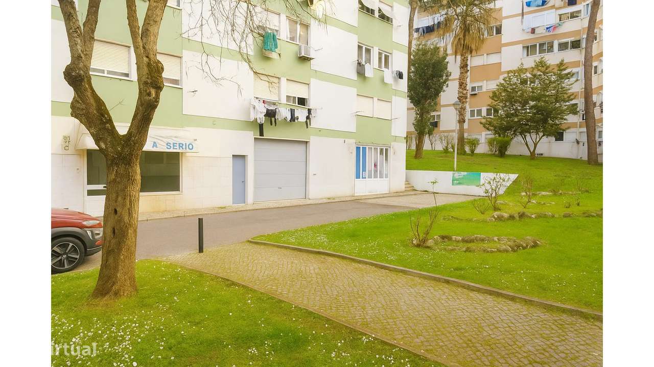 Armazém em Odivelas - Grande imagem: 4/8