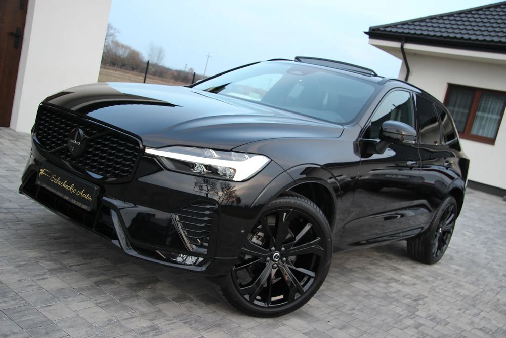 Volvo XC60 II B5 B AWD Plus Black Edition 2025