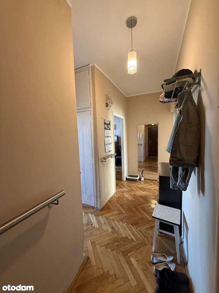 Jasne i dwustronne mieszkanie w samym centrum miasta!-5