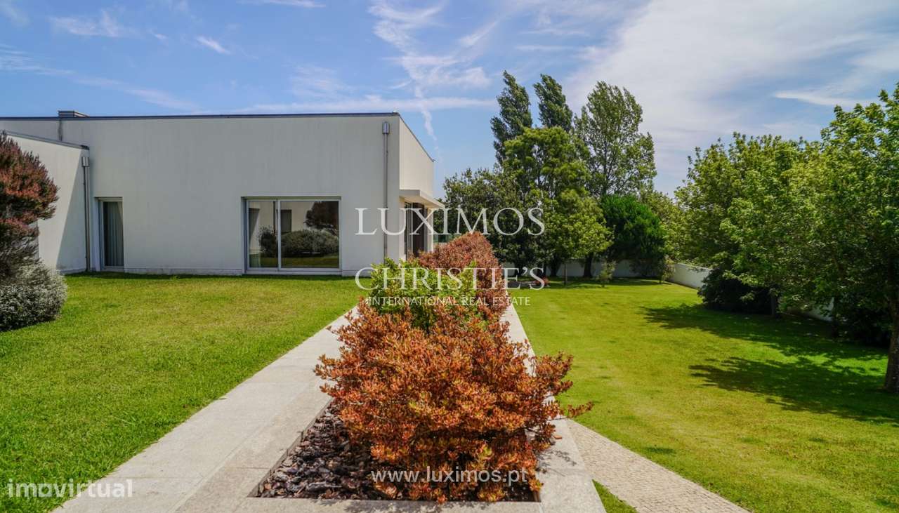 Moradia V5 com jardim e piscina, à venda, Póvoa de Varzim - Grande imagem: 2/25