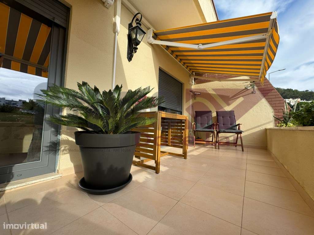 Apartamento T2 c/ piscina - Condominio Privado-3