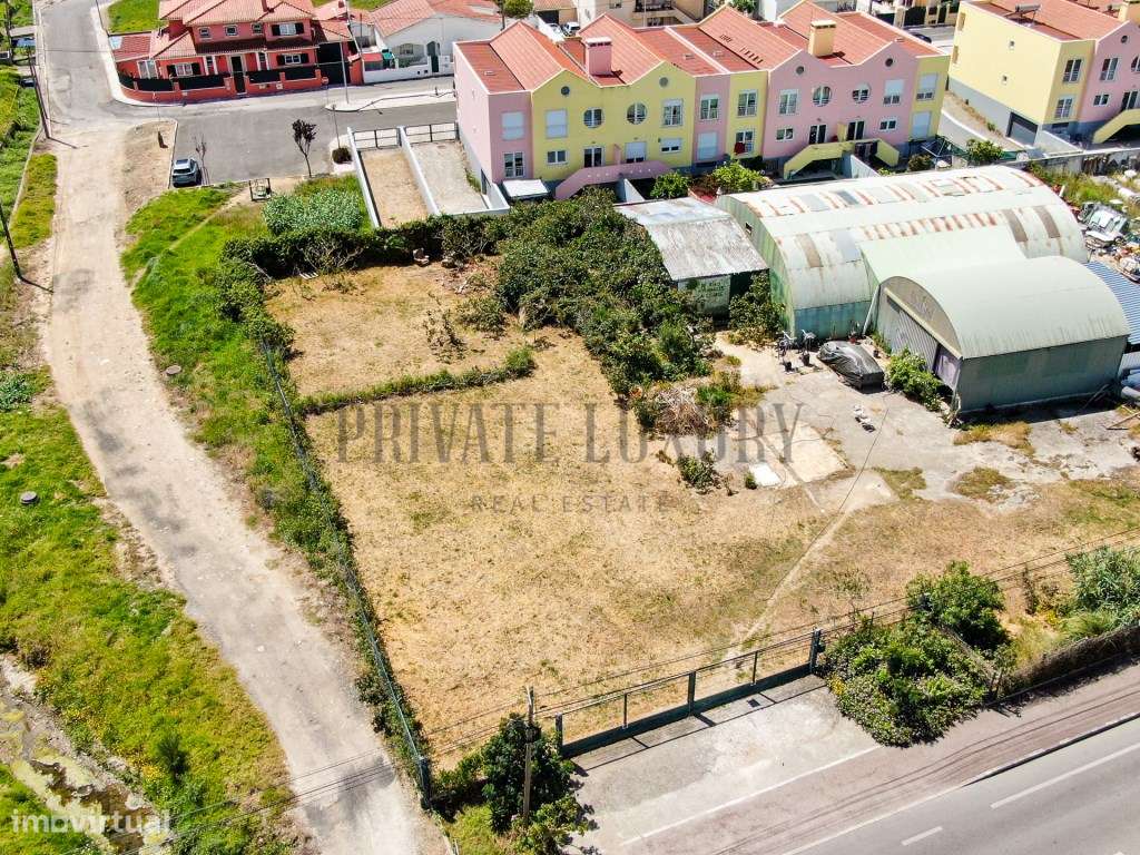 Terreno em Localização Privilegiada - Grande imagem: 1/17