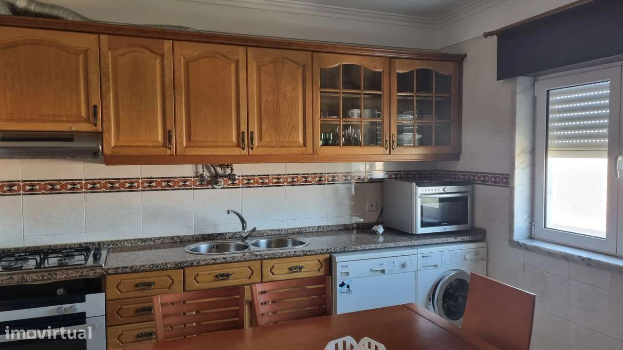 T5 Duplex Oportunidade em Mem Martins - Grande imagem: 5/35