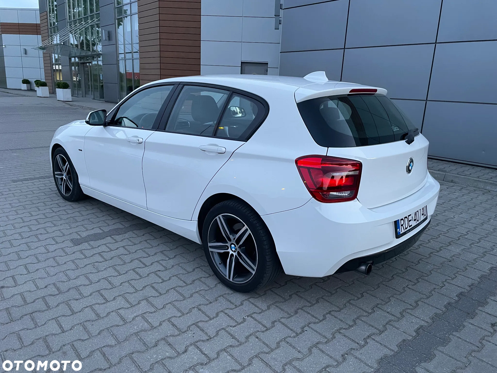 BMW Seria 1 118i - 8