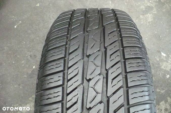 BARUM Bravuris 4x4 215/65R16 7,3mm 2022 - 1