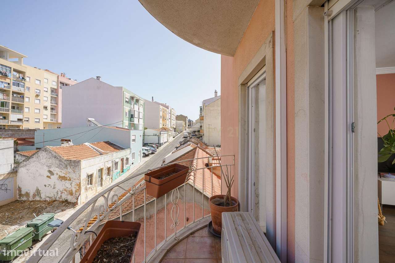Elegância e Sofisticação – Fantástico Apartamento T3 em Setúbal-16