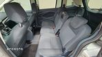 Ford Grand C-MAX - 9