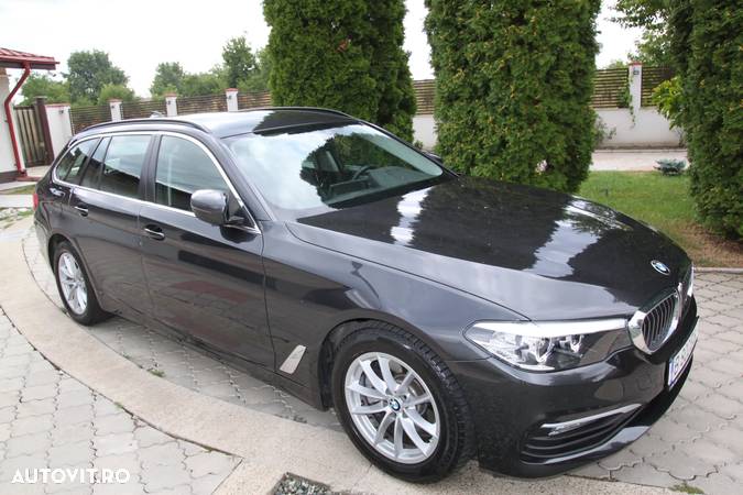 BMW Seria 5 520d AT - 2