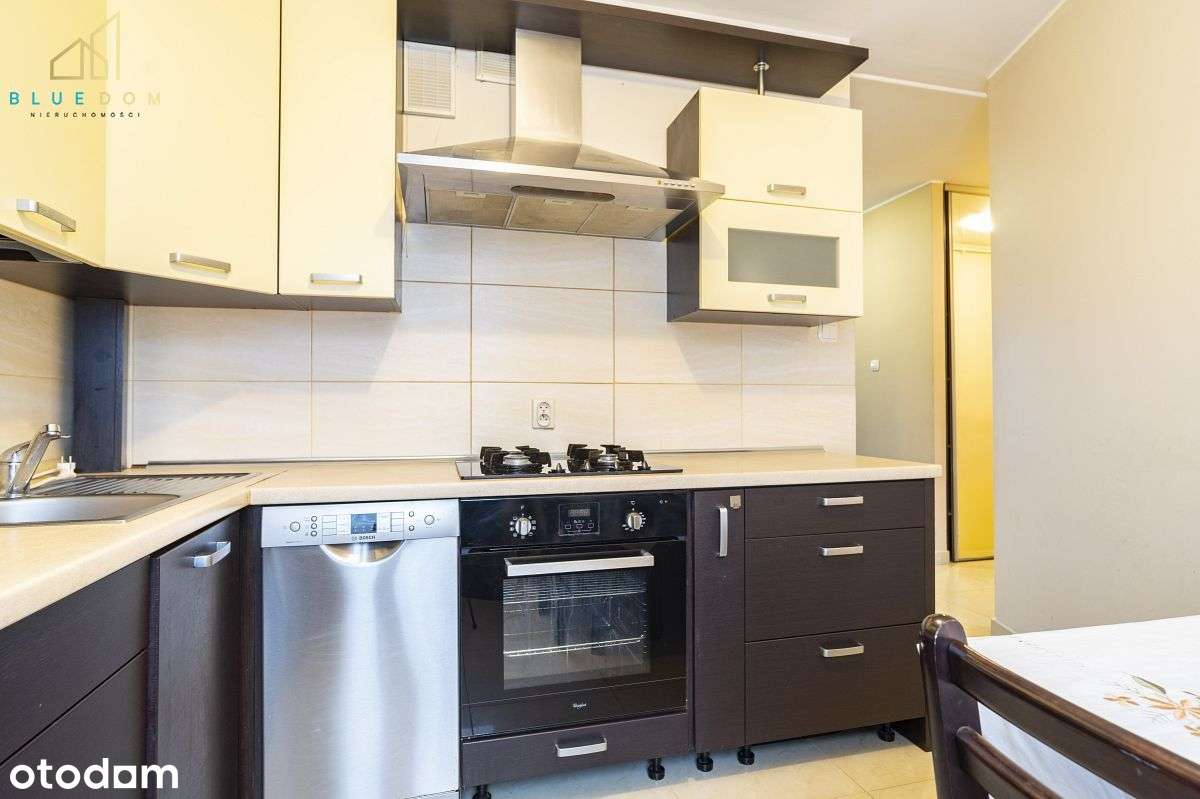 68 m2 ,  3 pokoje oraz bardzo duży balkon-4