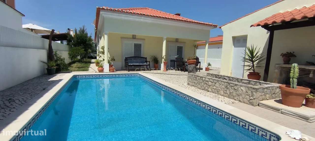 MORADIA com PISCINA - AZEITÂO-16