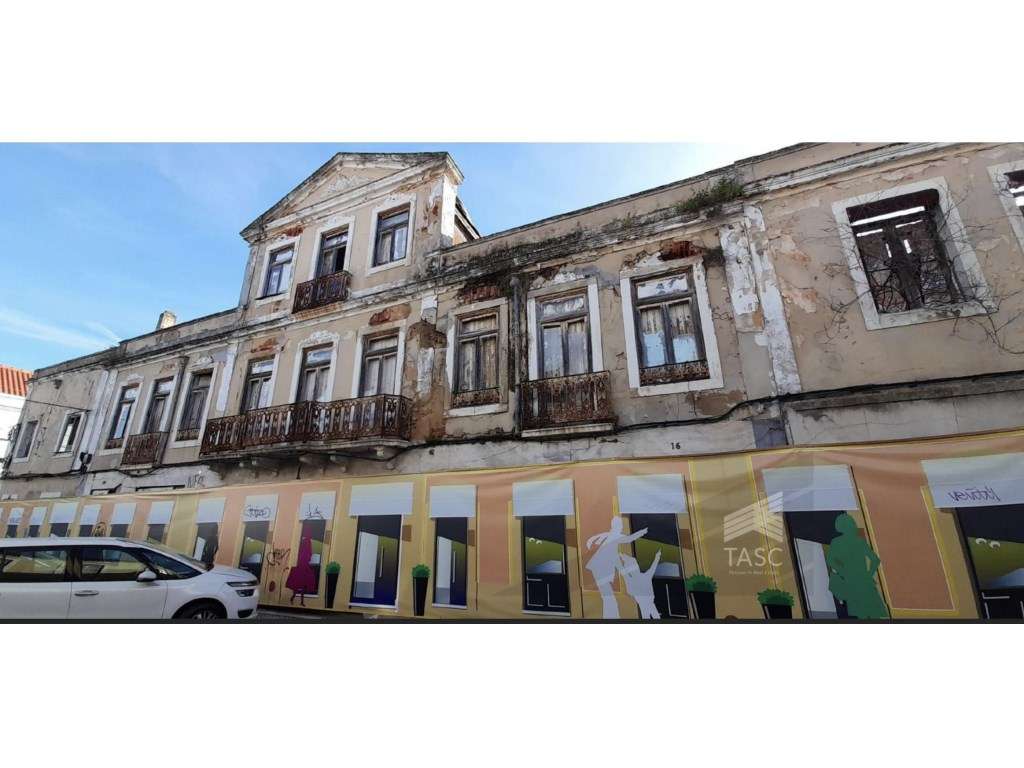 Prédio no Centro do Montijo-3
