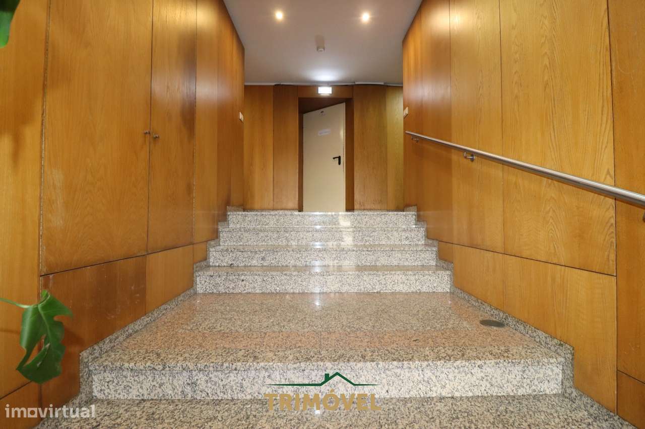Apartamento T3 com Terraço, São João da Madeira-29
